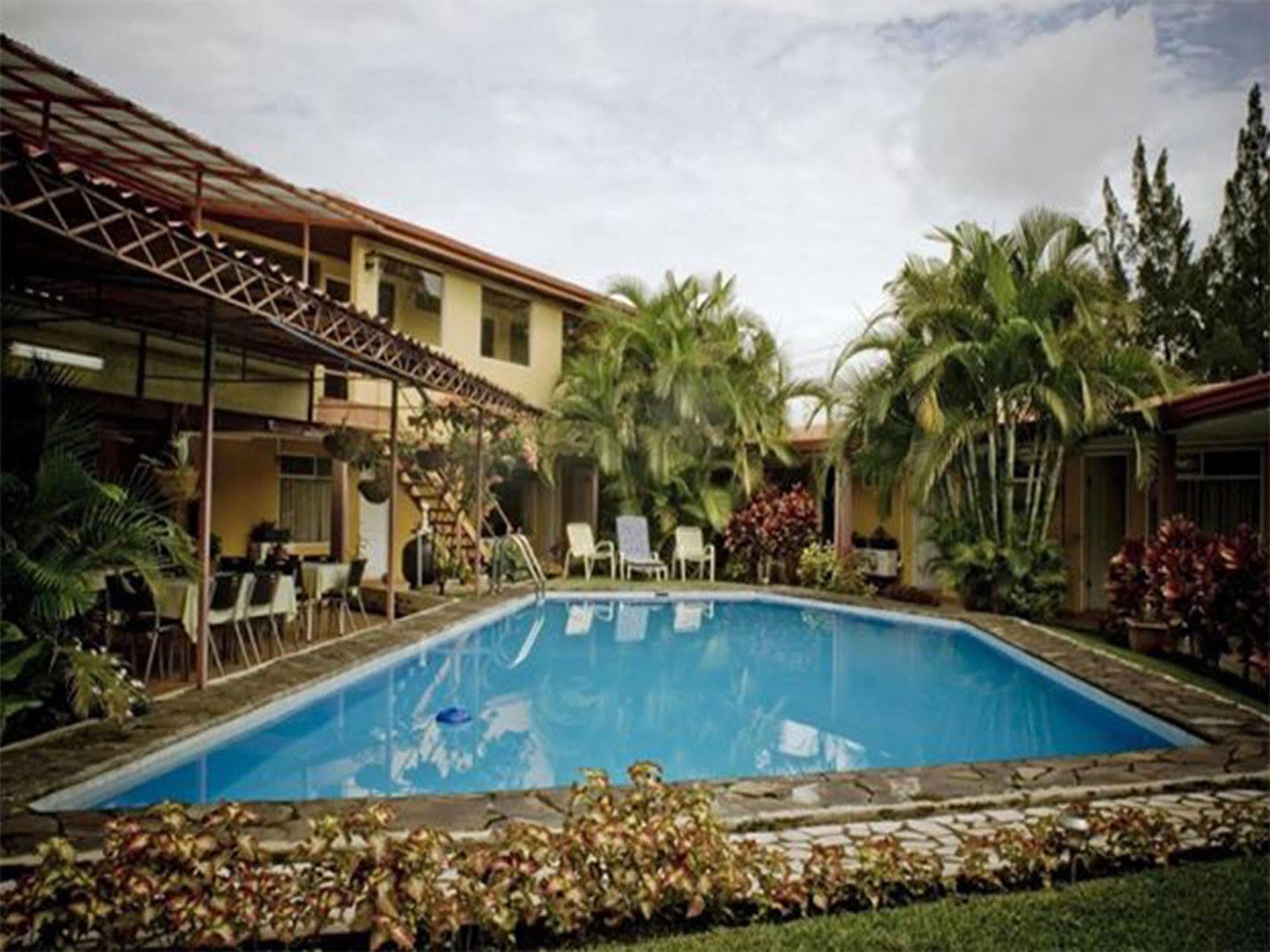 Hotel Puerta Del Sol - San Jose Airport Екстериор снимка